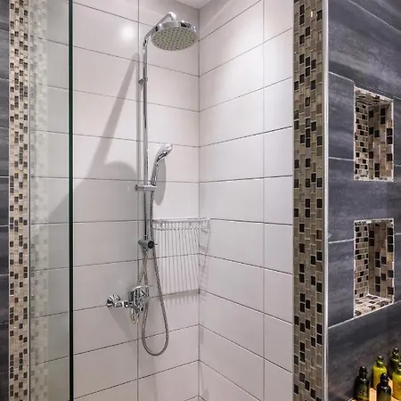Penthouse No7 - #tif Helexpo * Soluň